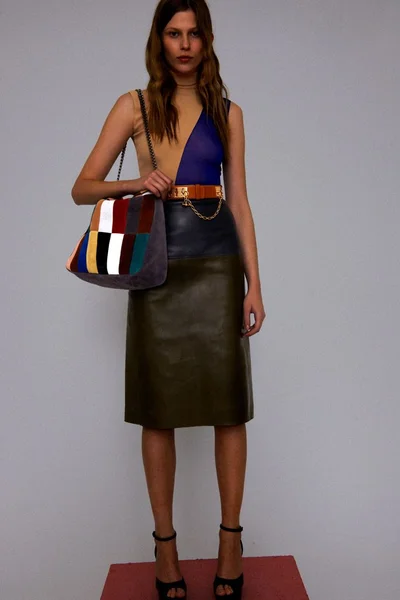 Look 18